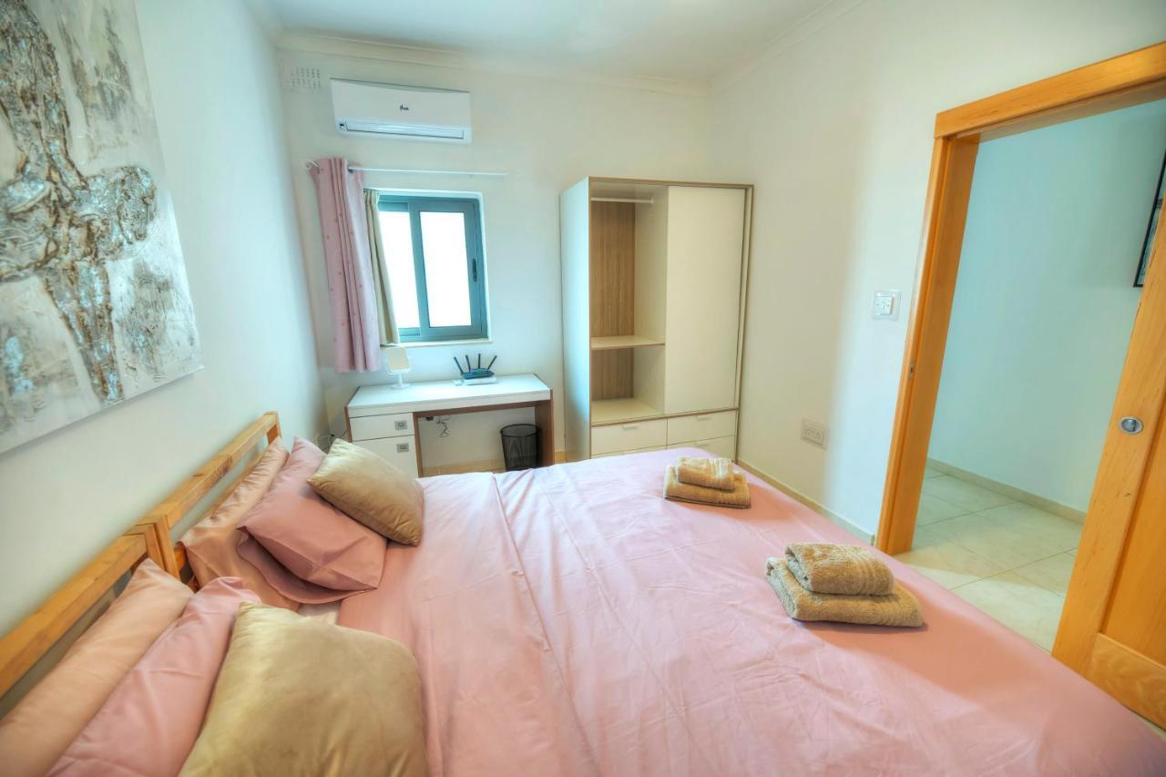 Modern 3Br Stylish & Spacious Apartment - Close To Sliema Promenade 그지라 외부 사진