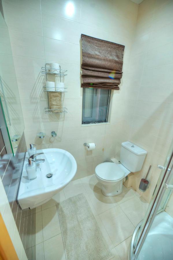 Modern 3Br Stylish & Spacious Apartment - Close To Sliema Promenade 그지라 외부 사진