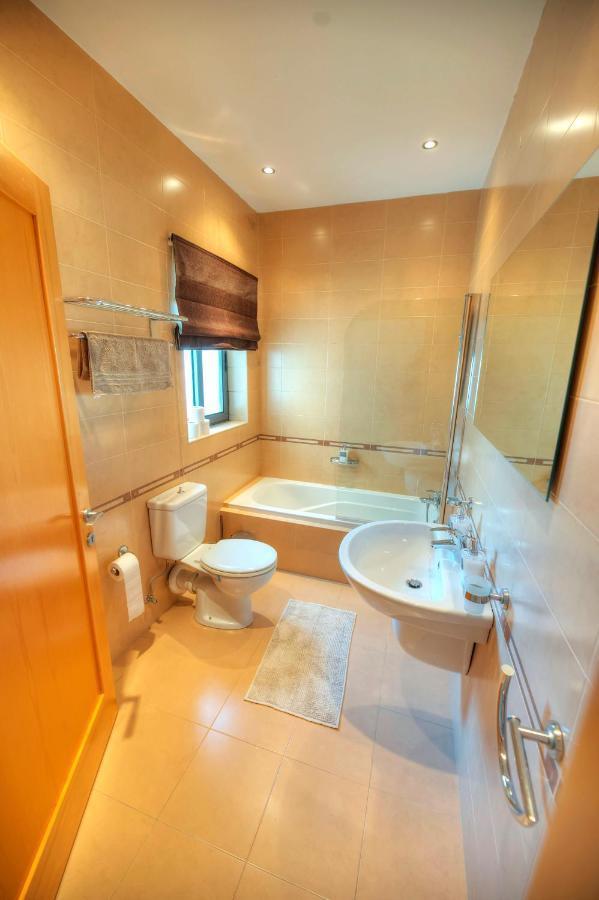 Modern 3Br Stylish & Spacious Apartment - Close To Sliema Promenade 그지라 외부 사진