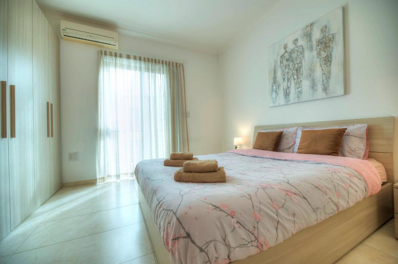Modern 3Br Stylish & Spacious Apartment - Close To Sliema Promenade 그지라 외부 사진