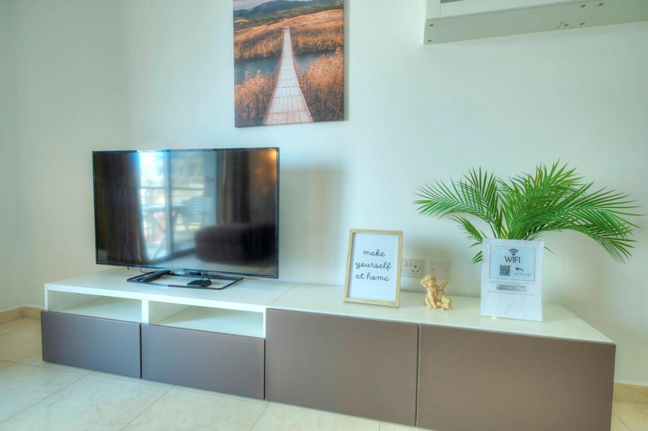 Modern 3Br Stylish & Spacious Apartment - Close To Sliema Promenade 그지라 외부 사진
